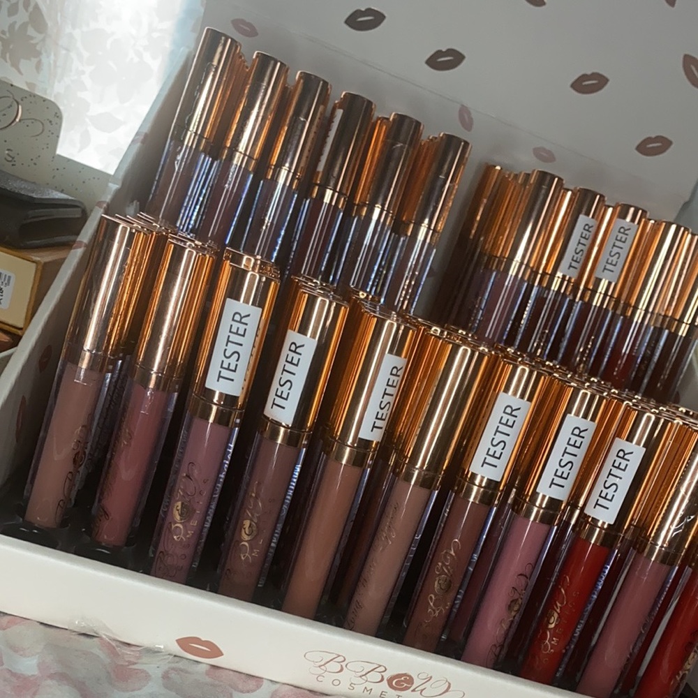 Meet your Posher, April